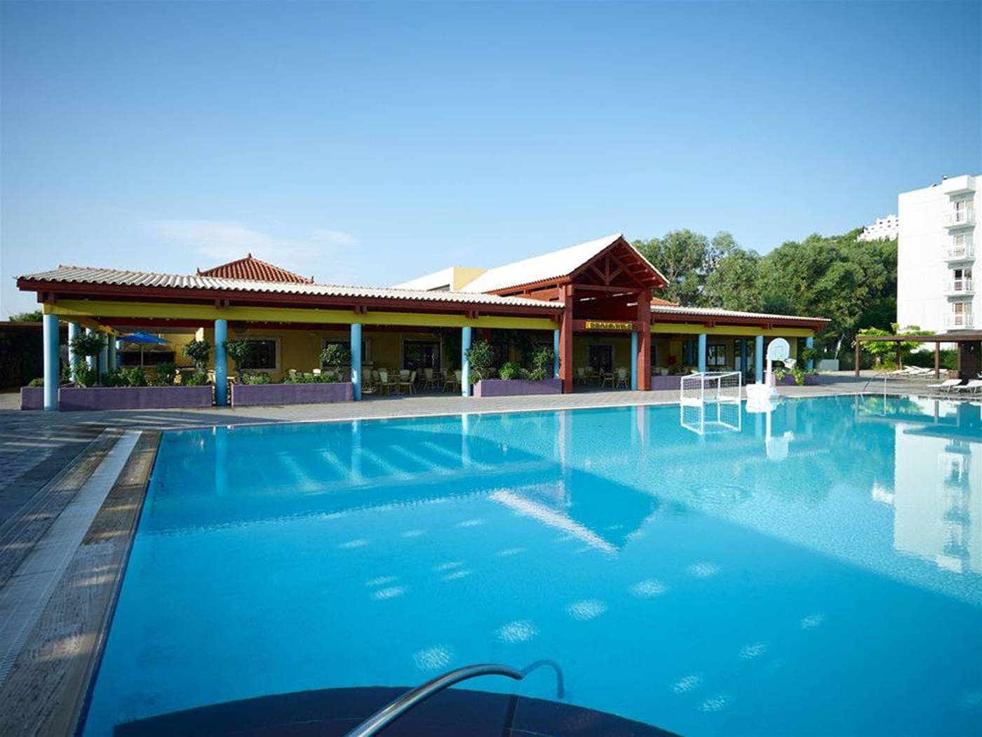 Esperides-Beach-Pool-4