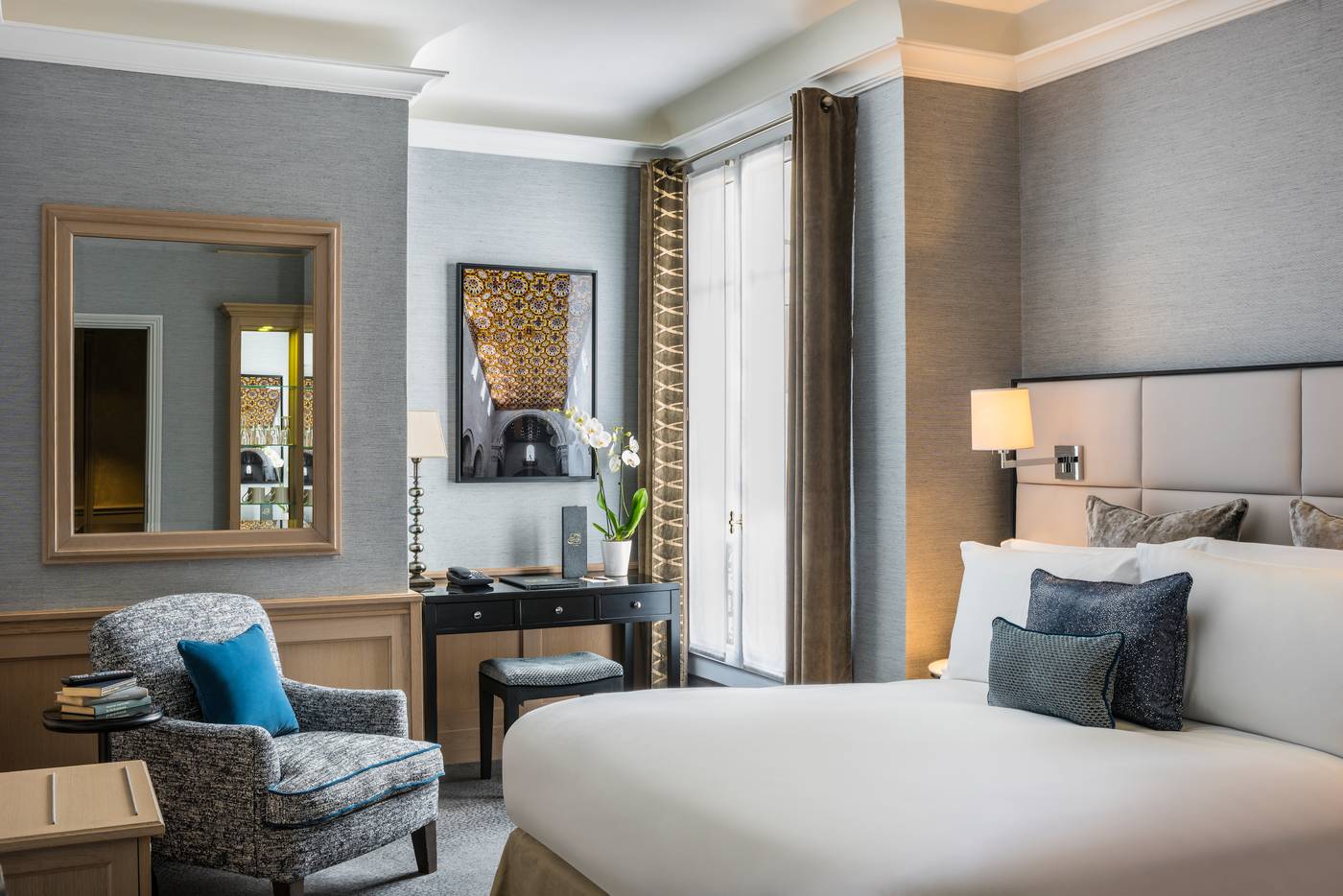 Baltimore-Paris-Room-30