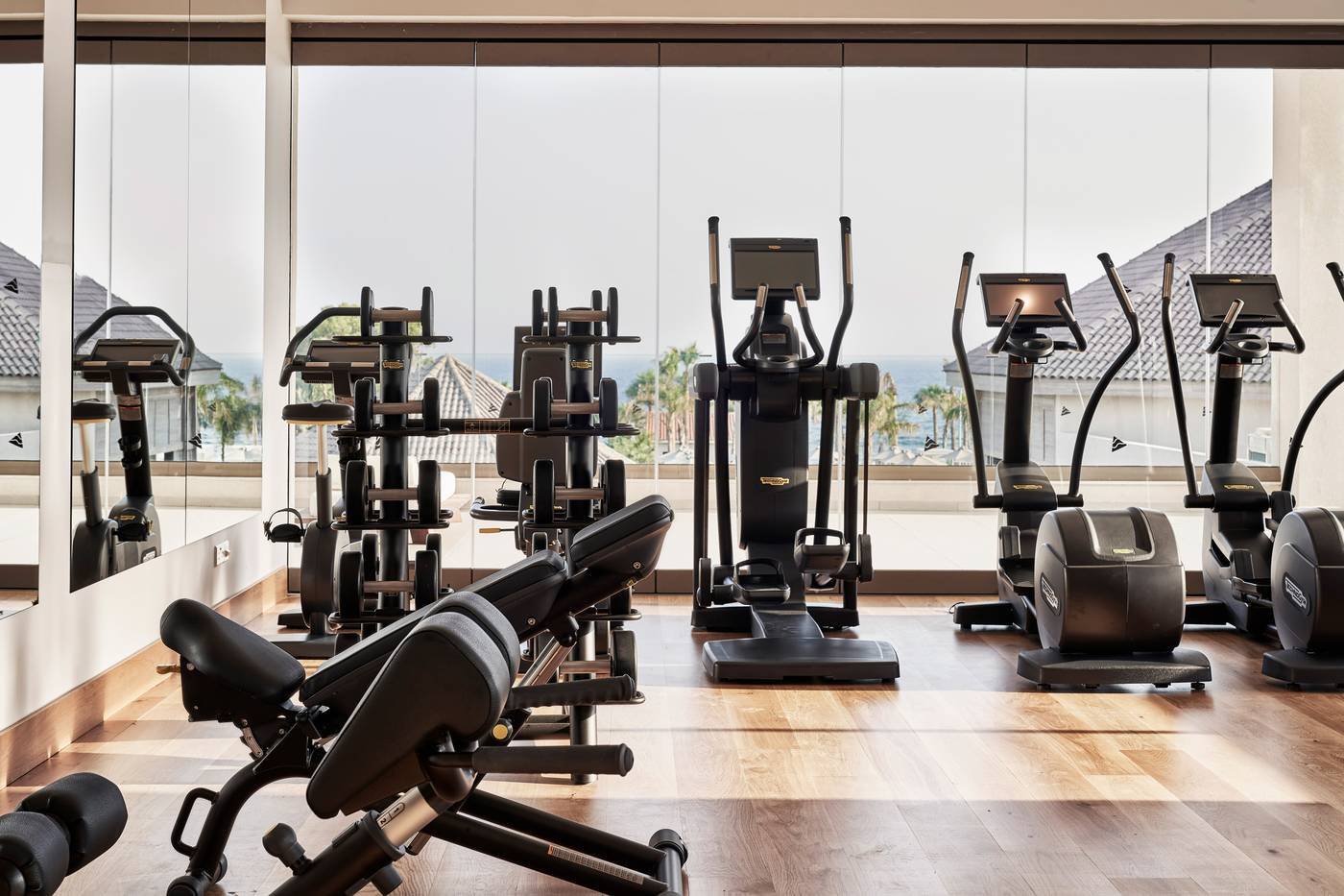 Kermia-Beach-Bungalow-Hotel-Sports-and-Entertainment-57