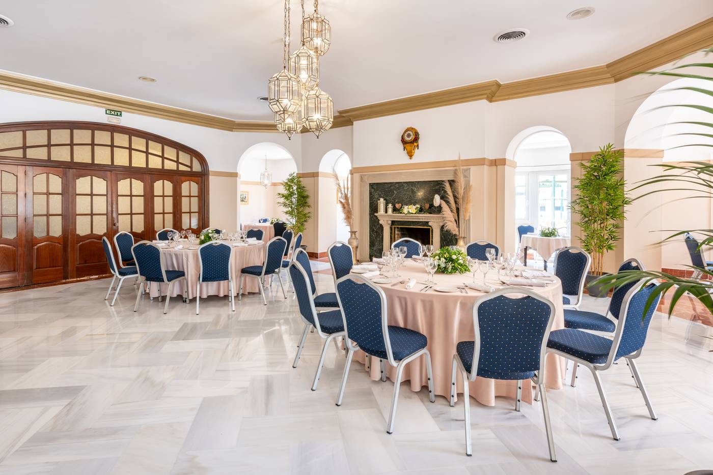 Hoteles-Globales-Reina-Cristina-Restaurant-39