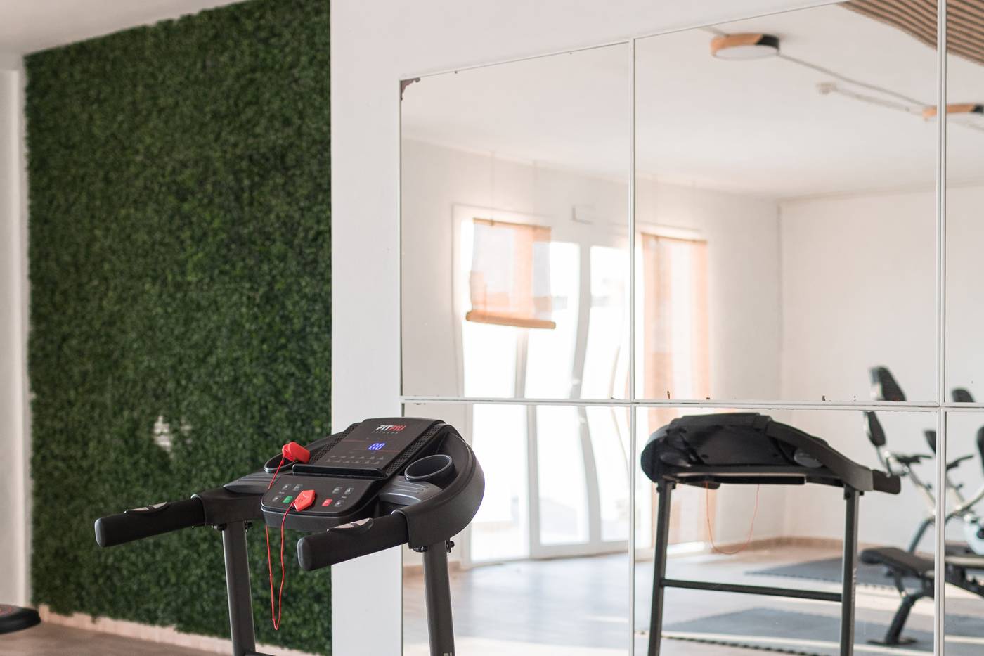 Beach-Club-Sports-and-Entertainment-60