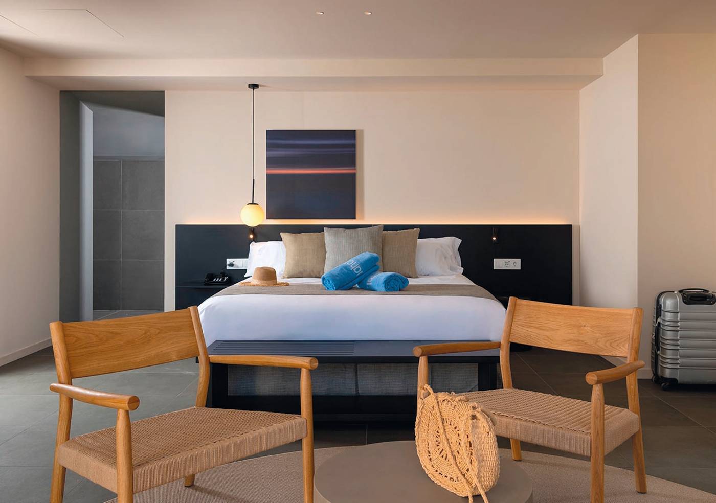 Aqua-Hotel-Promenade-Room-27