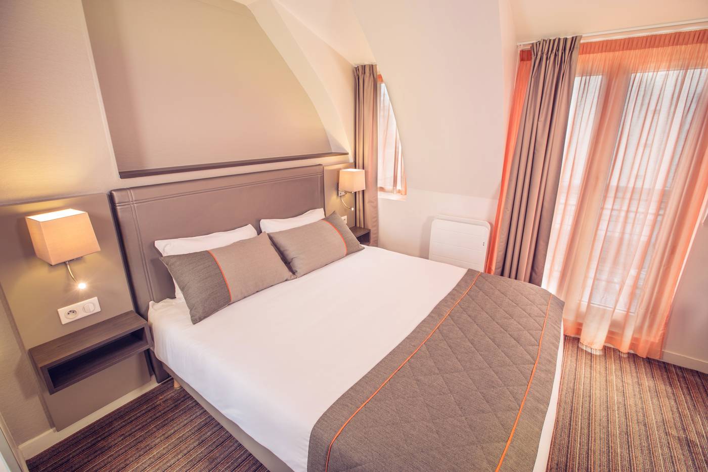 Timhotel-Tour-Eiffel-Room-23