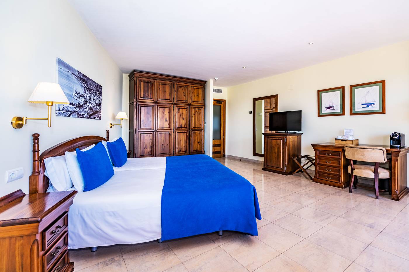 Sunway-Playa-Golf-Sitges-Room-14