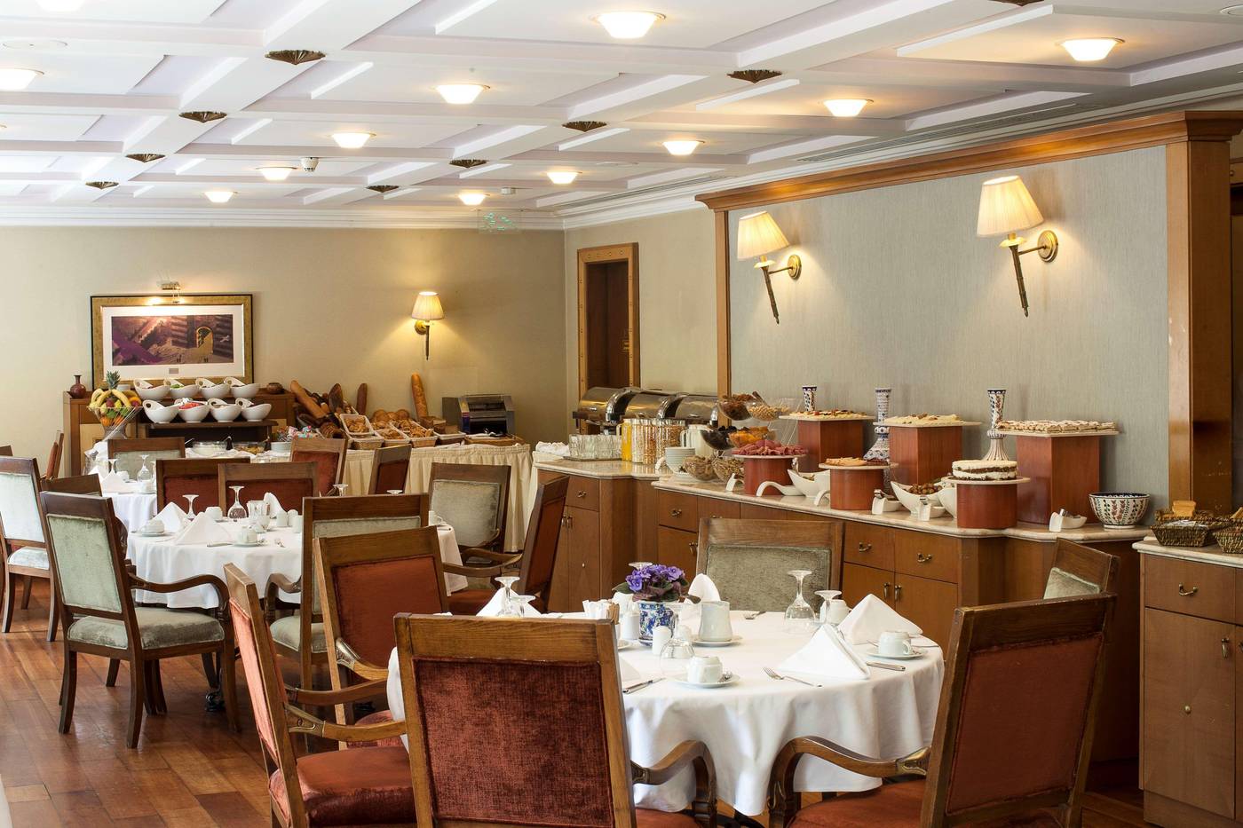 Eresin-Hotels-Sultanahmet-Restaurant-33
