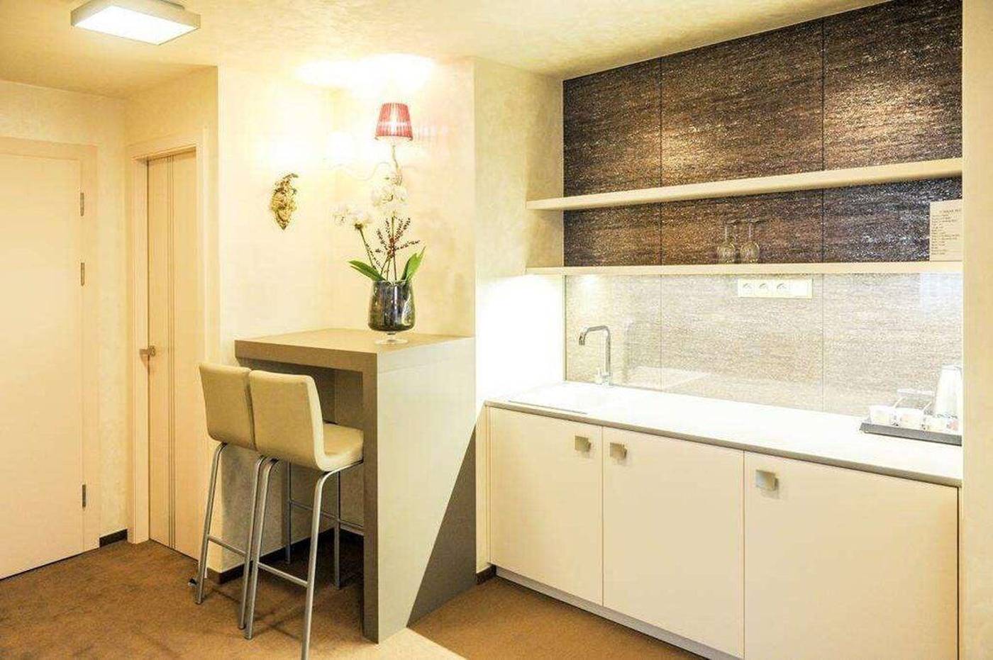 Myo-Hotel-Mysterius-Room-22