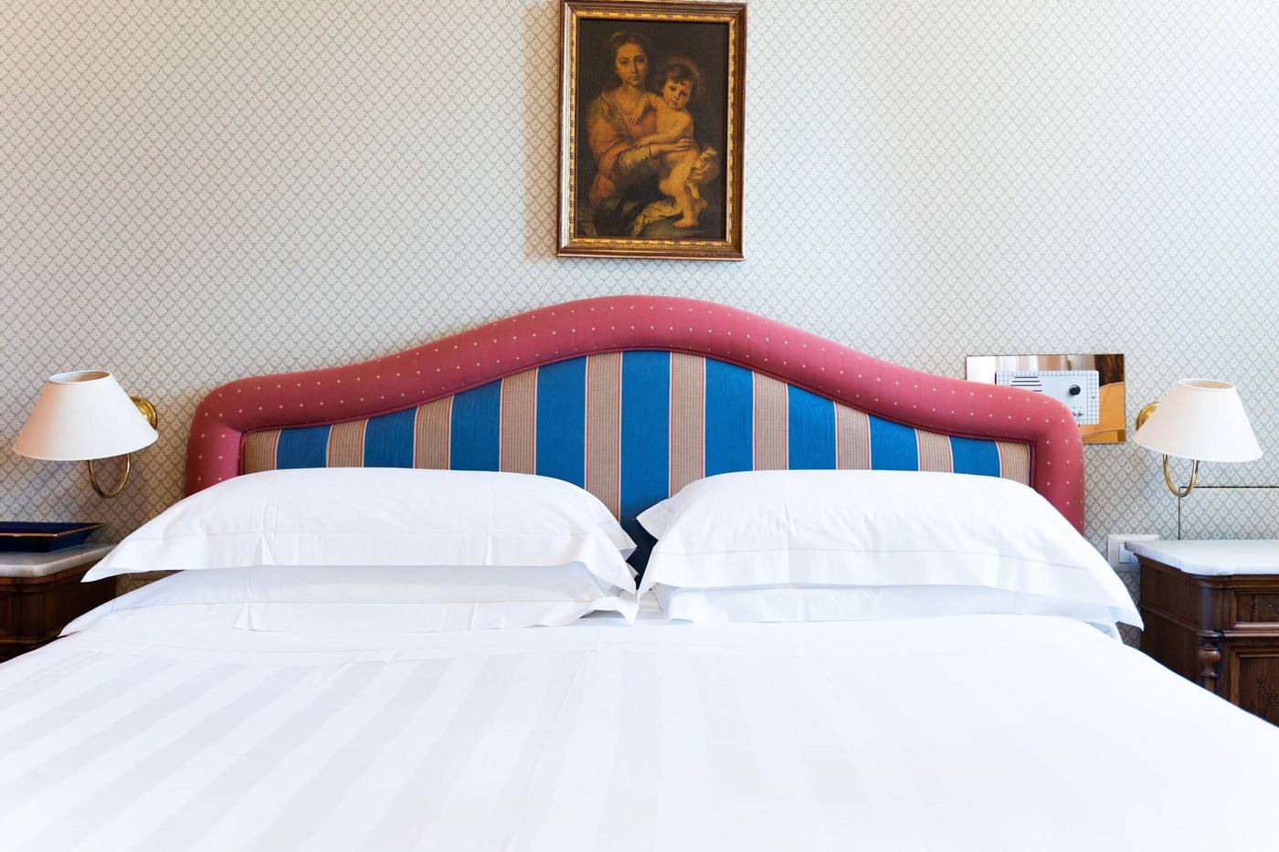 Certosa-di-Maggiano-Room-49