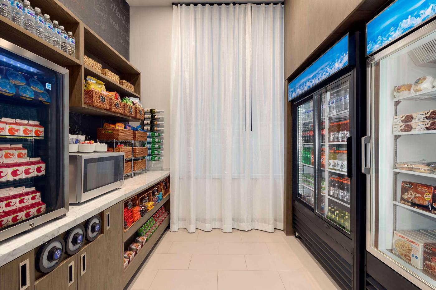 DoubleTree-by-Hilton-New-York-Downtown-Restaurant-8