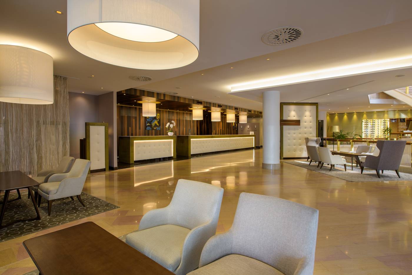 Movenpick-Hotel-And-Casino-Geneva-General-view-12