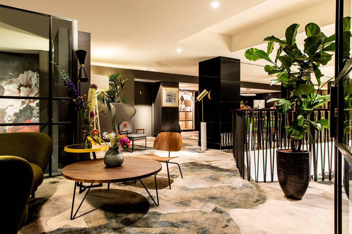 NH-Collection-Amsterdam-Flower-Market-General-view-3