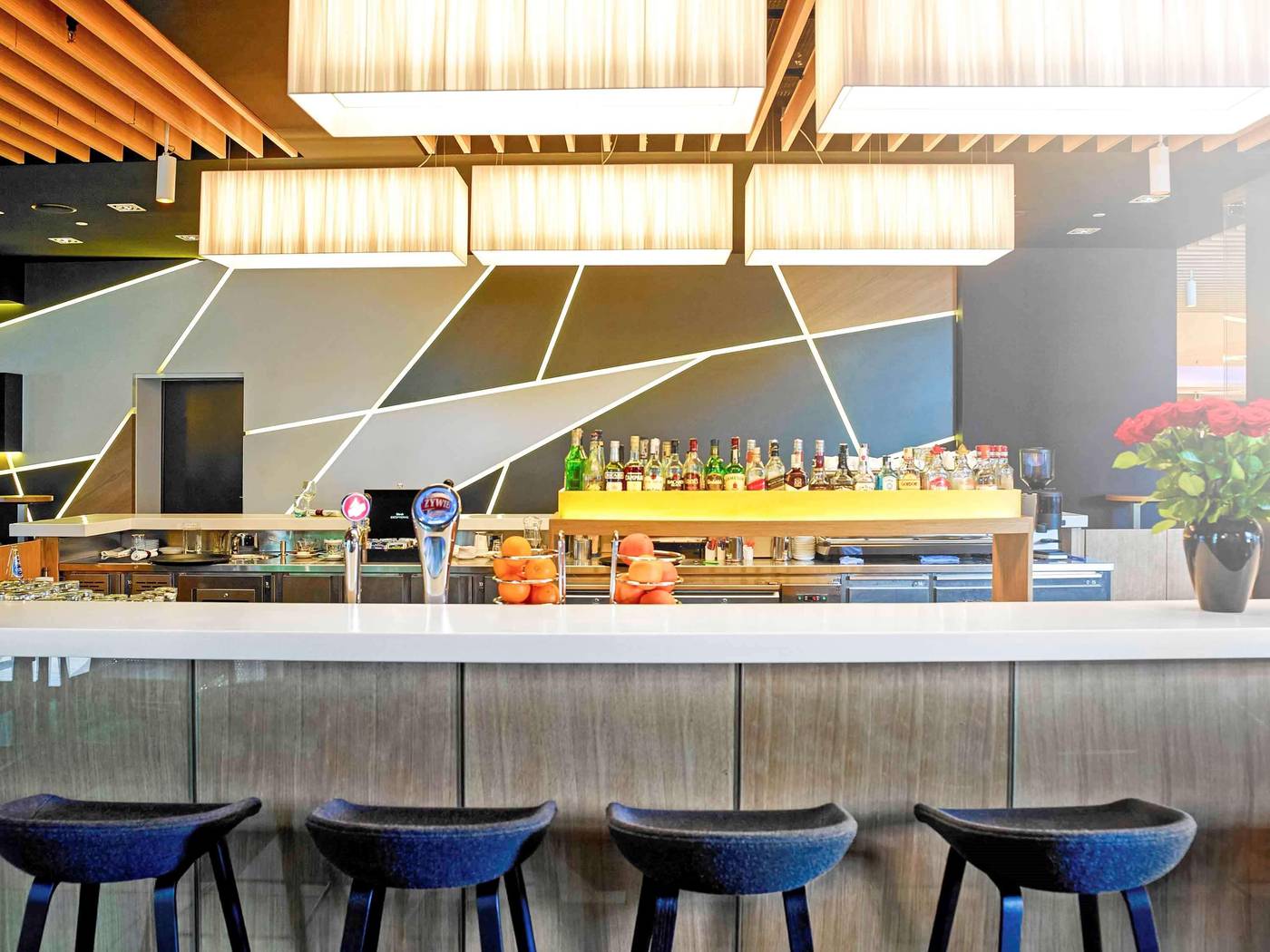Novotel-Warszawa-Centrum-Bar-19