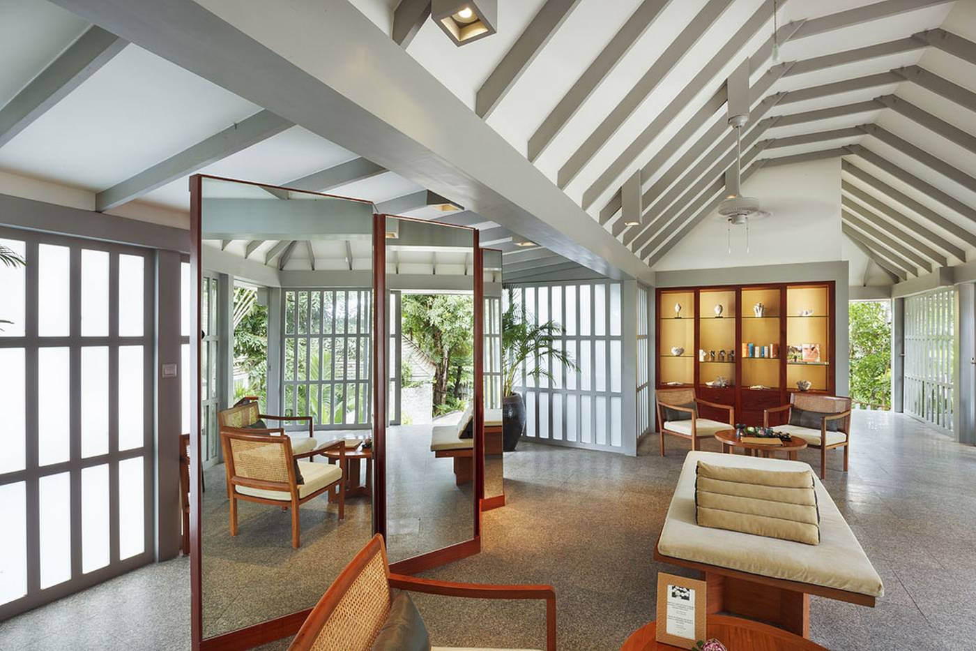 The-Surin-Phuket-Sports-and-Entertainment-43