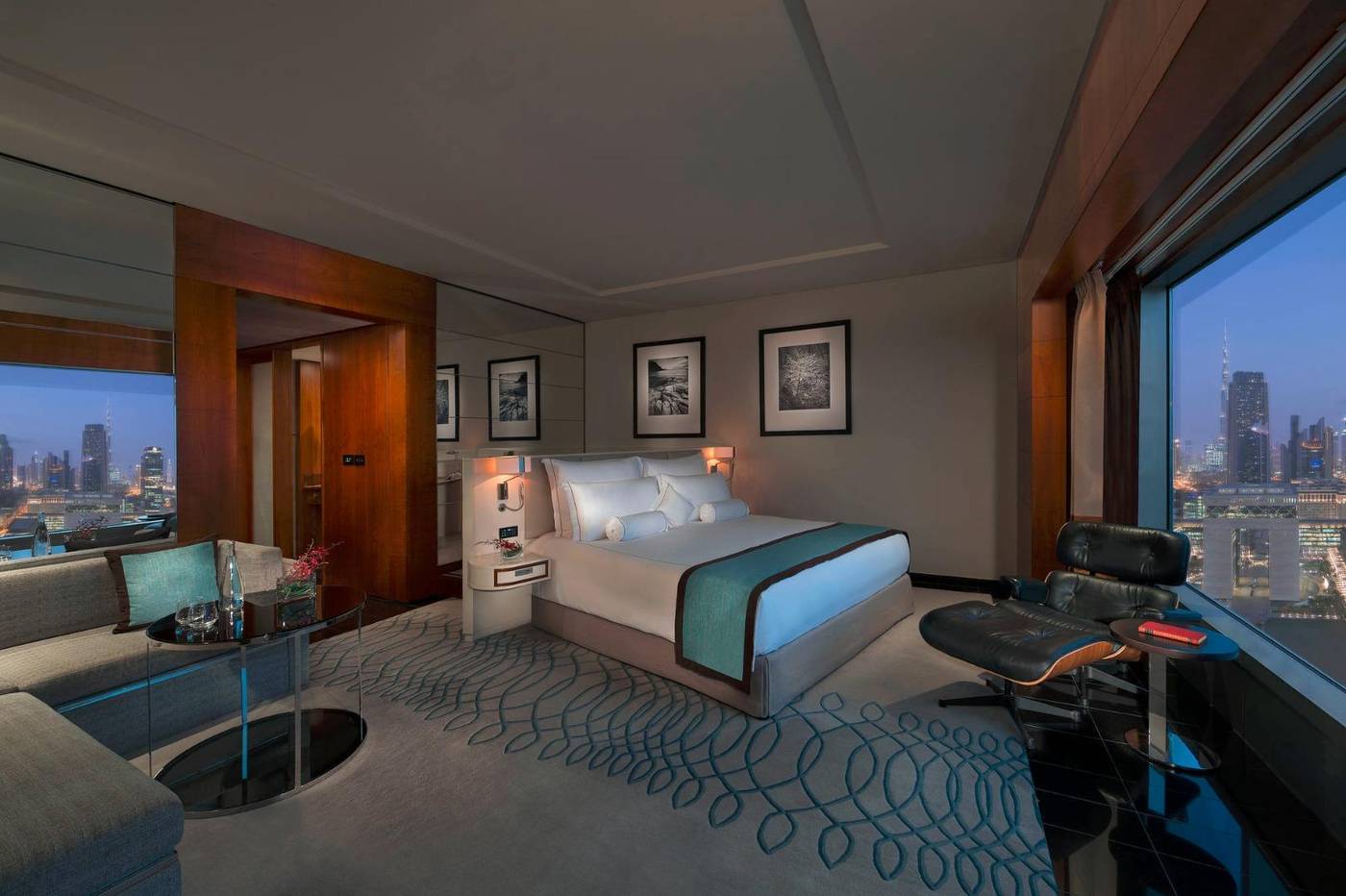 Jumeirah-Emirates-Towers-Room-17