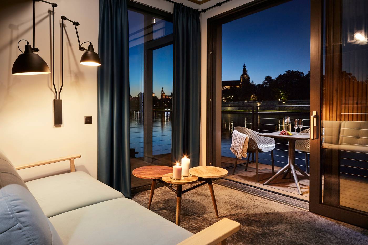 New-Port-Hotel-Room-7