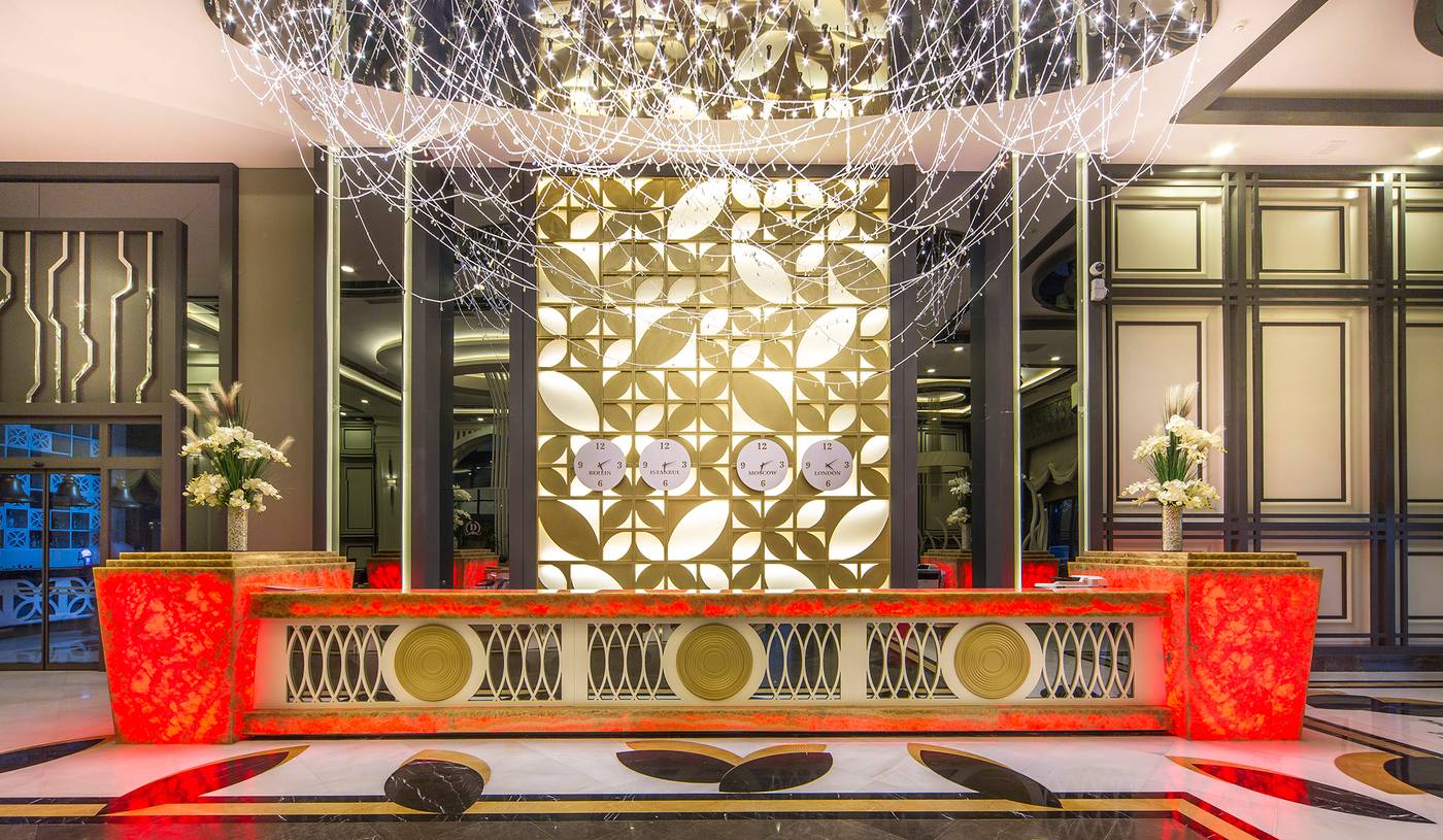 Diamond-Premium-Hotel---Spa-Lobby-51