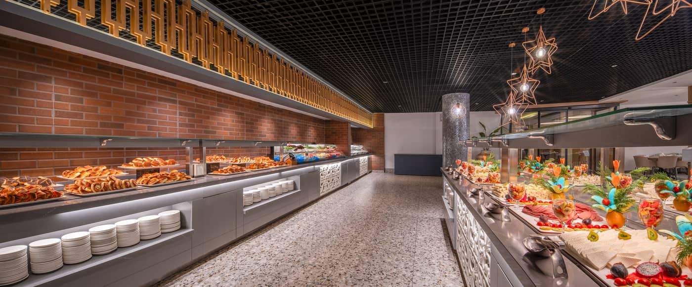 Royal-Garden-Beach-Restaurant-42