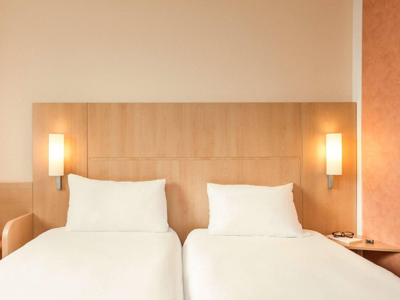 Ibis-Marne-la-Vallee-Val-d-Europe-Room-47