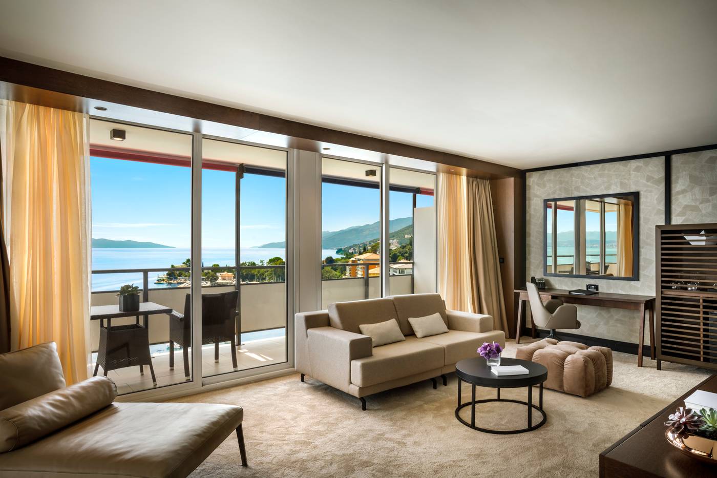 Remisens-Premium-Hotel-Ambasador-Room-28