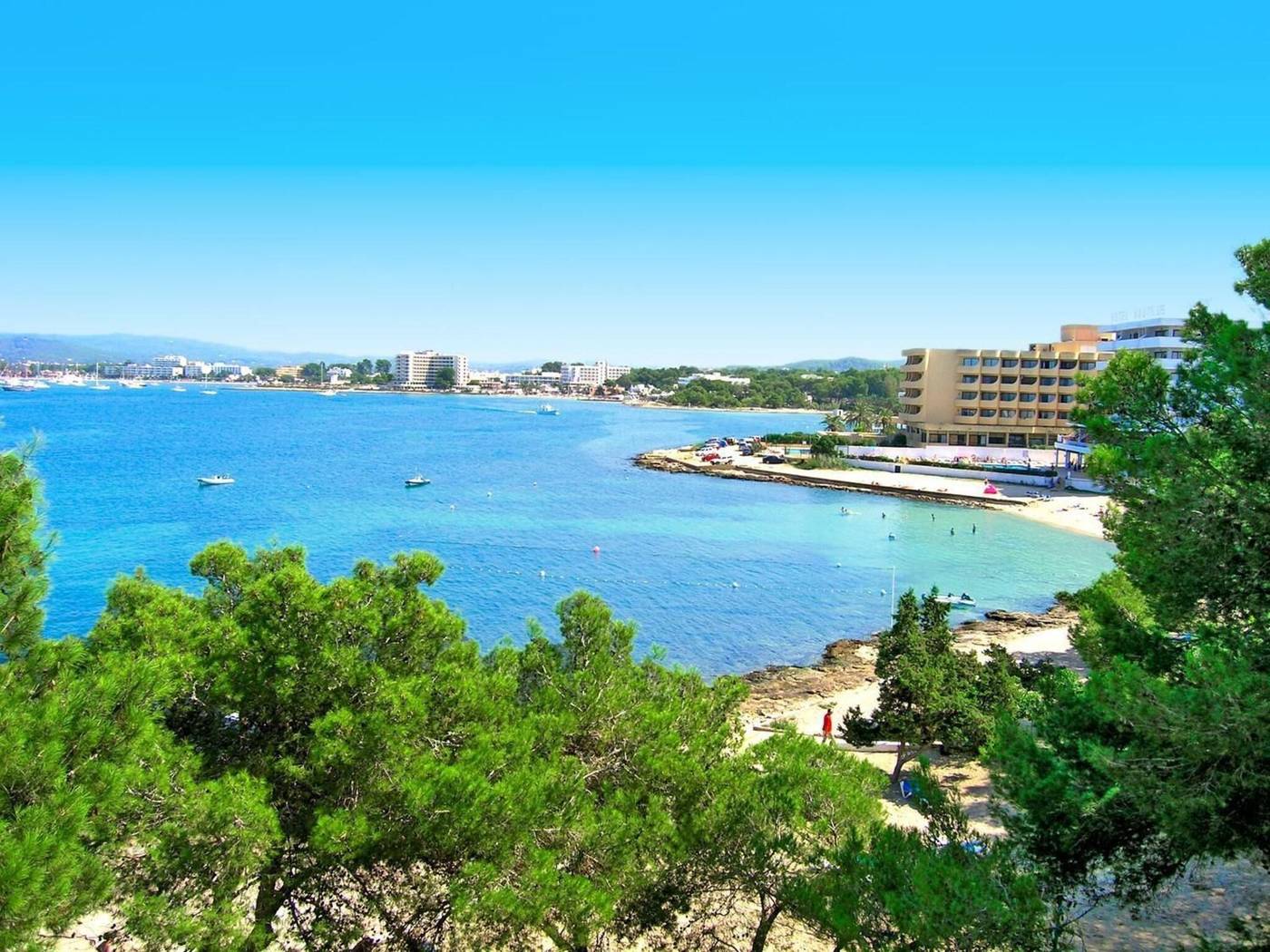 Els-Pins-Resort---Spa-General-view-72