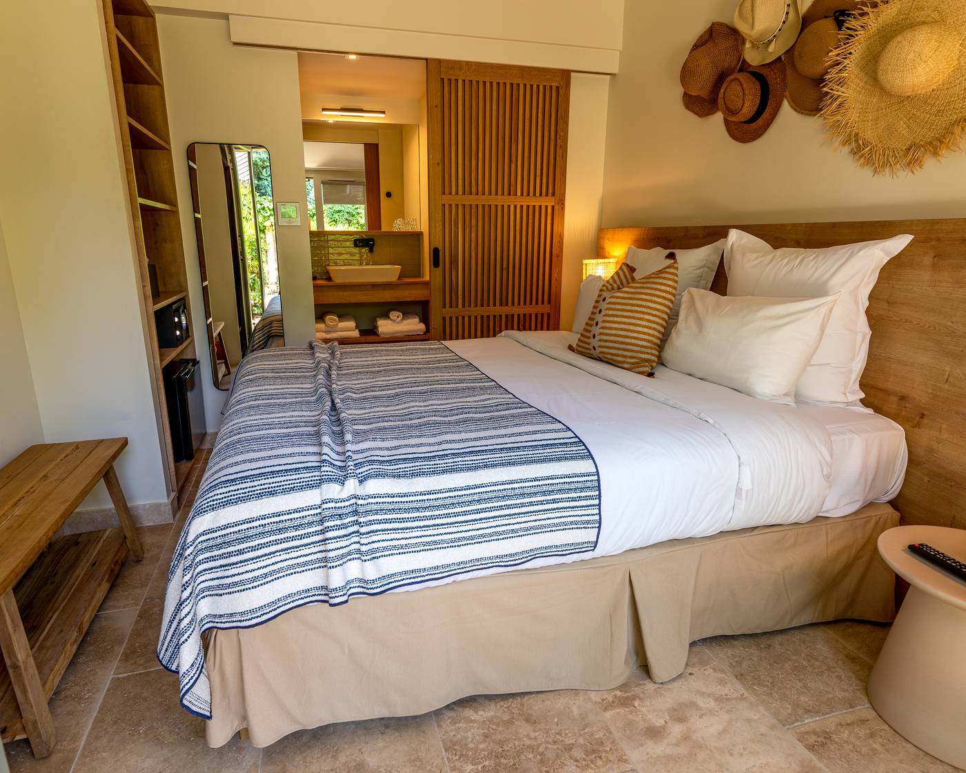 Hotel-L-Escalet-Room-44