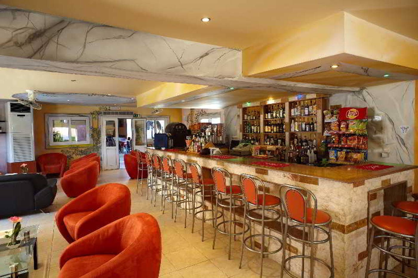 Marietta-Aparthotel-Bar-19