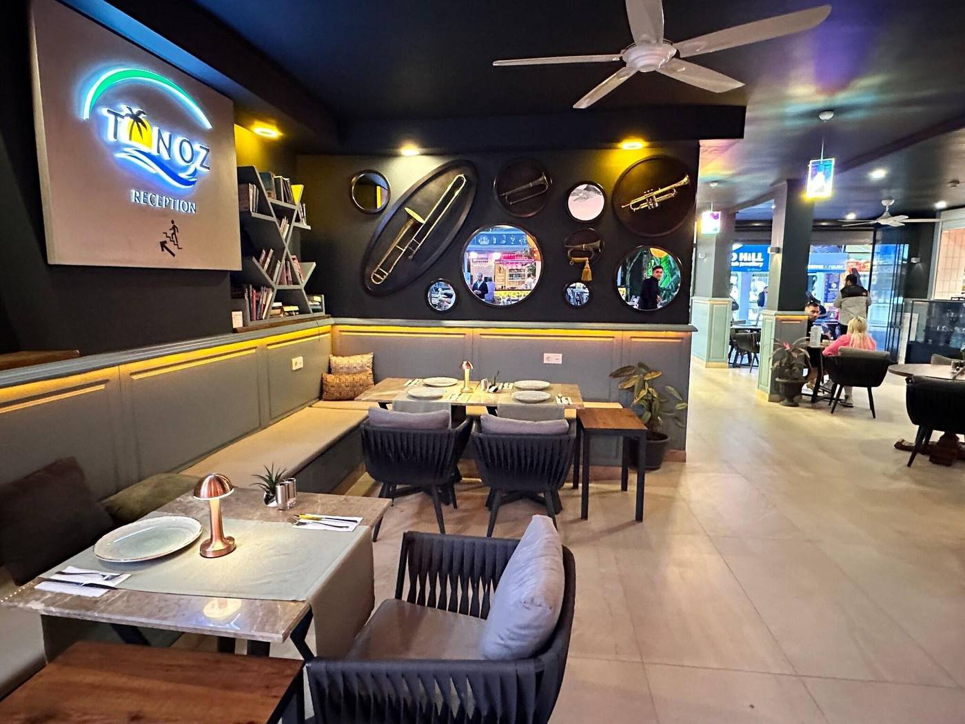 Tonoz-Beach-Hotel-Restaurant-54