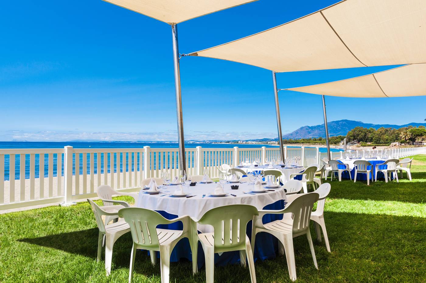 Globales-Playa-Estepona-Terrace-67