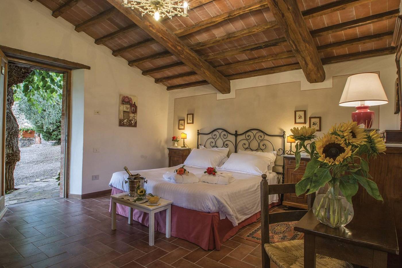 Belvedere-Di-San-Leonino-Room-21