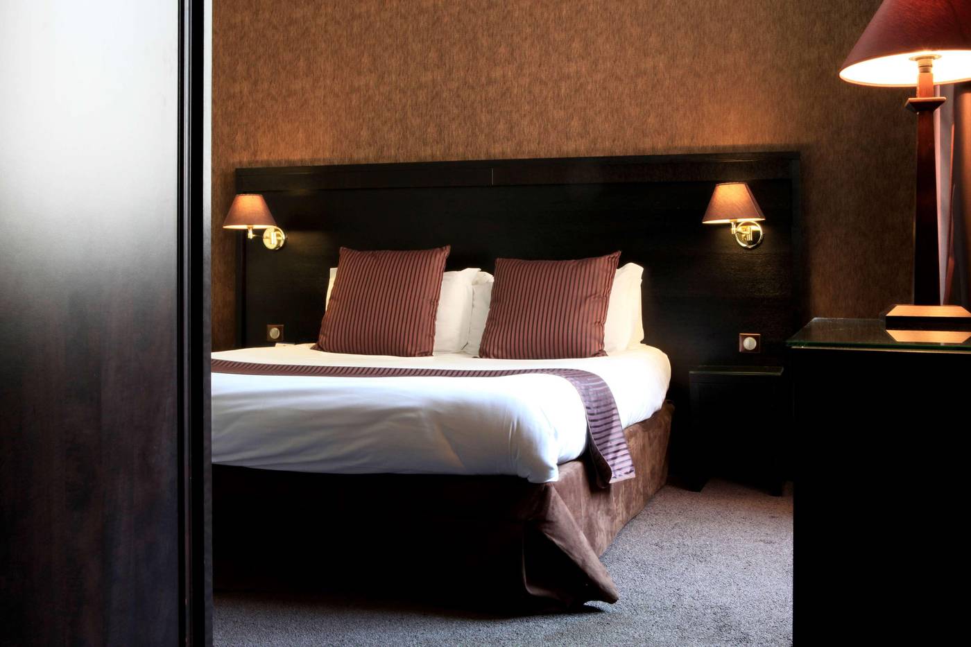 Best-Western-Plus-Nice-Cosy-H----tel-Room-30