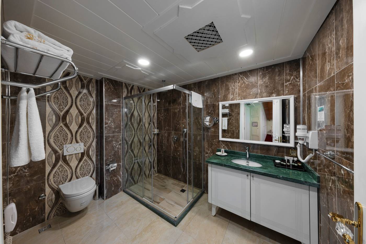 Seven-Hills-Palace---Spa-Room-60