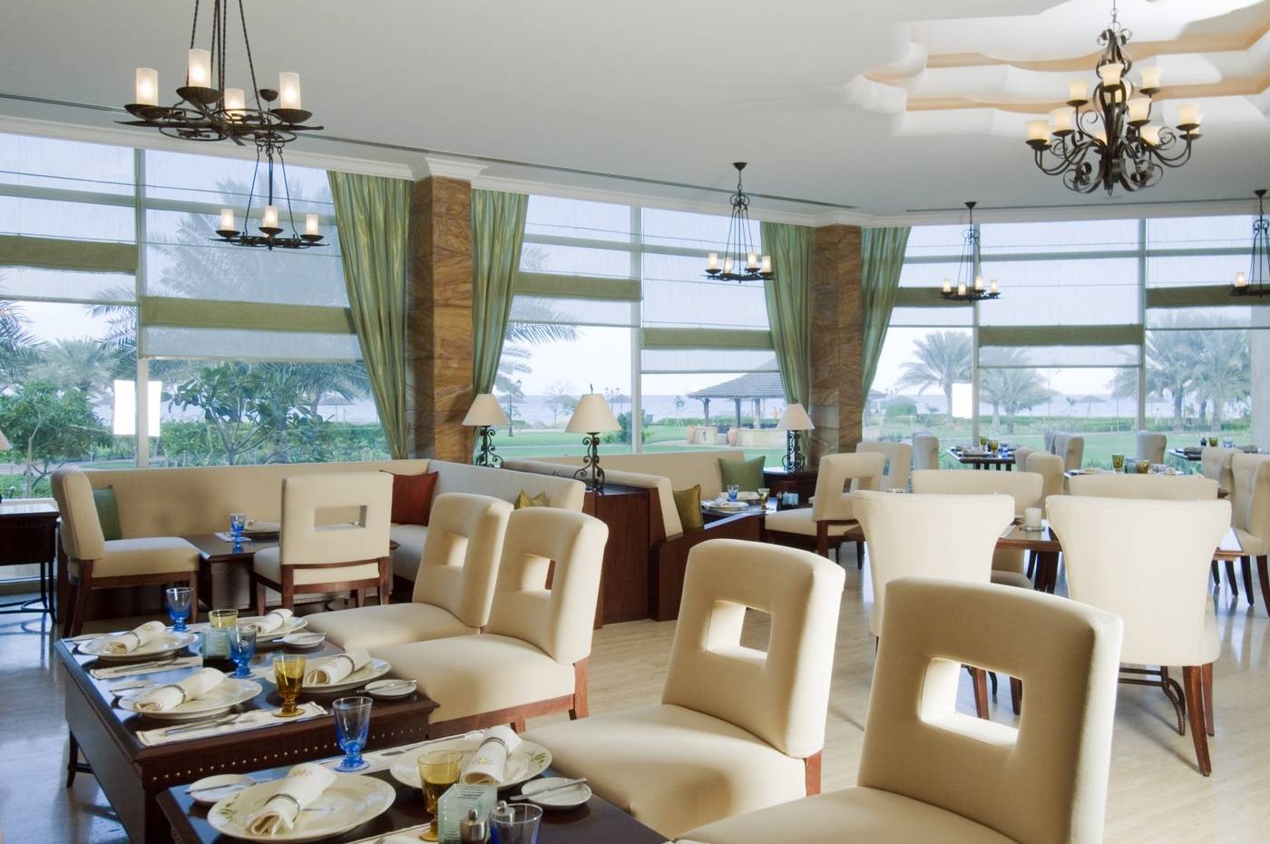 Danat Resort Jebel Dhanna