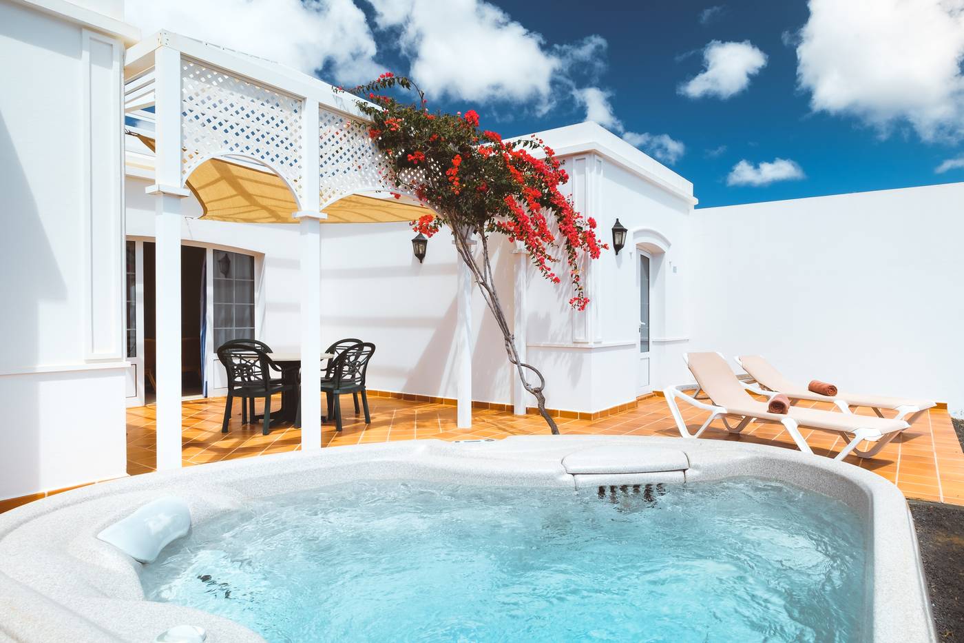 Apartamentos-LIVVO-Coloradamar-Room-14