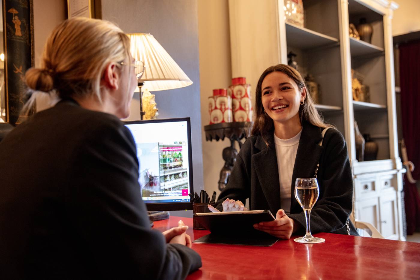 Le-Cavendish-Lobby-35