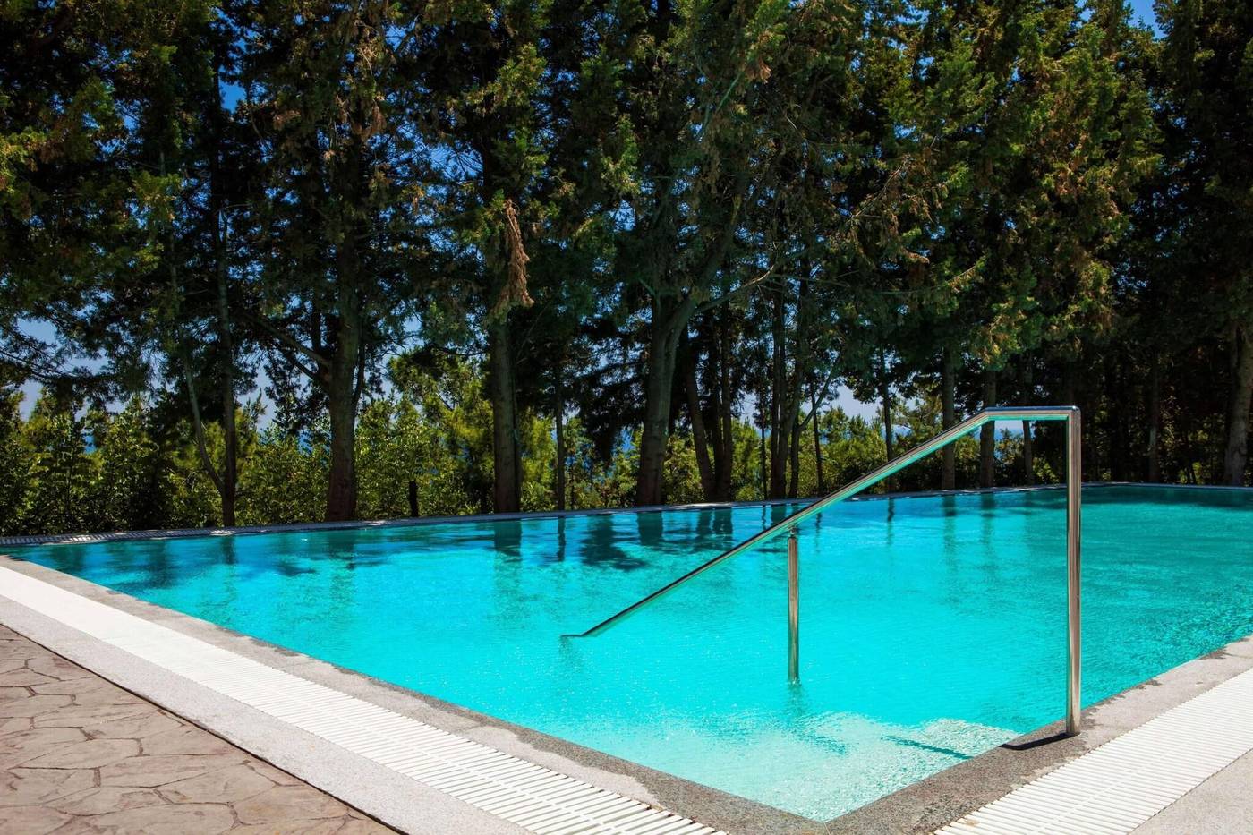 Esperos-Village-Blue---Spa---Adults-Only-Terrace-9