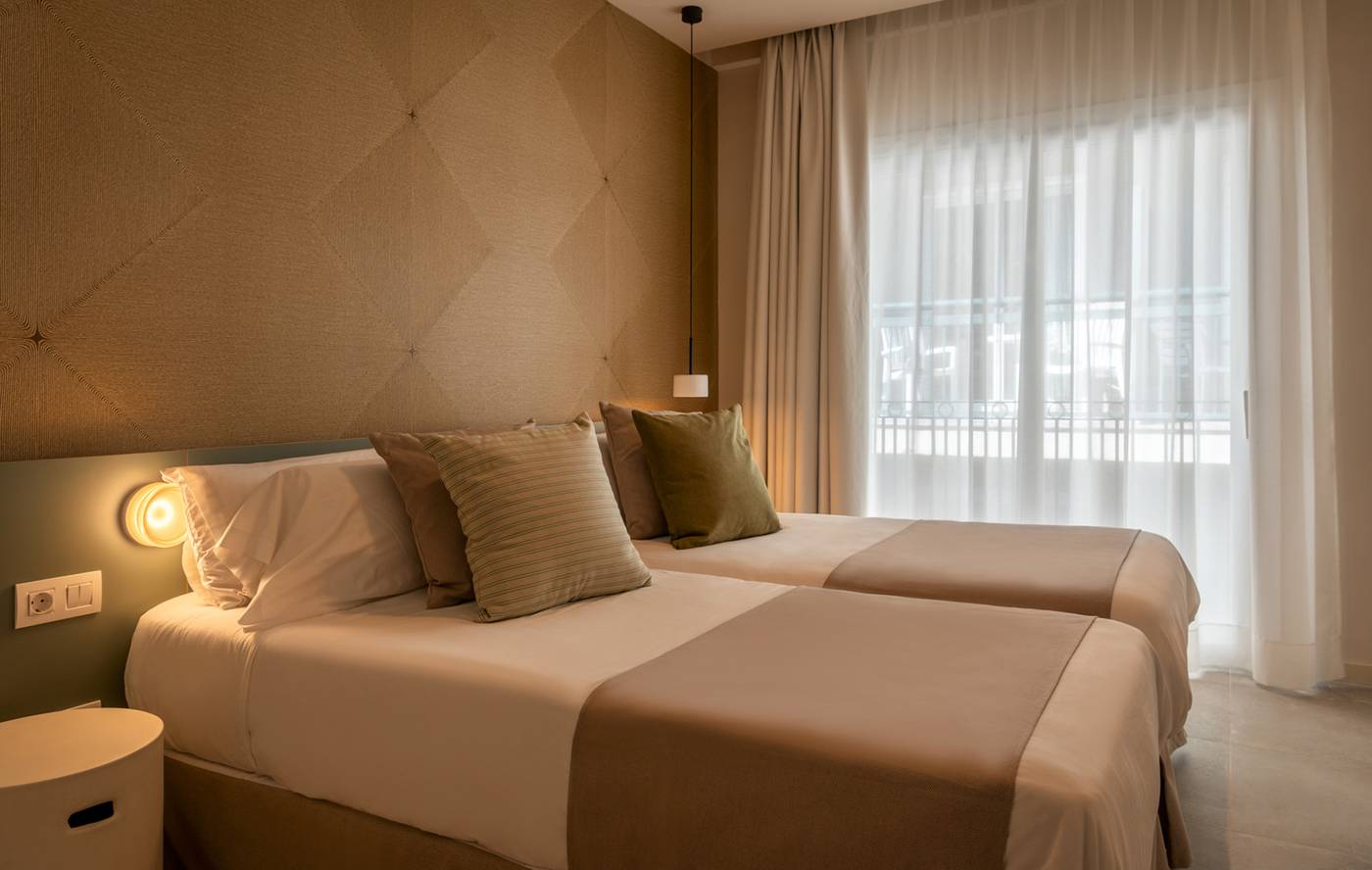 Aqua Bertran Park Hotel