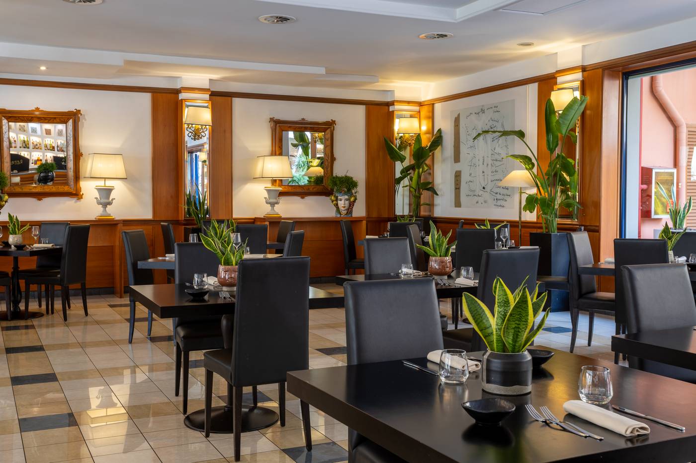 Grand-Hotel-Tiberio-Restaurant-24