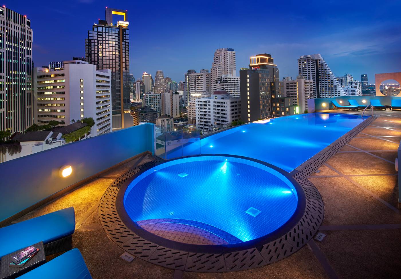 Shama-Sukhumvit-Bangkok-Pool-2