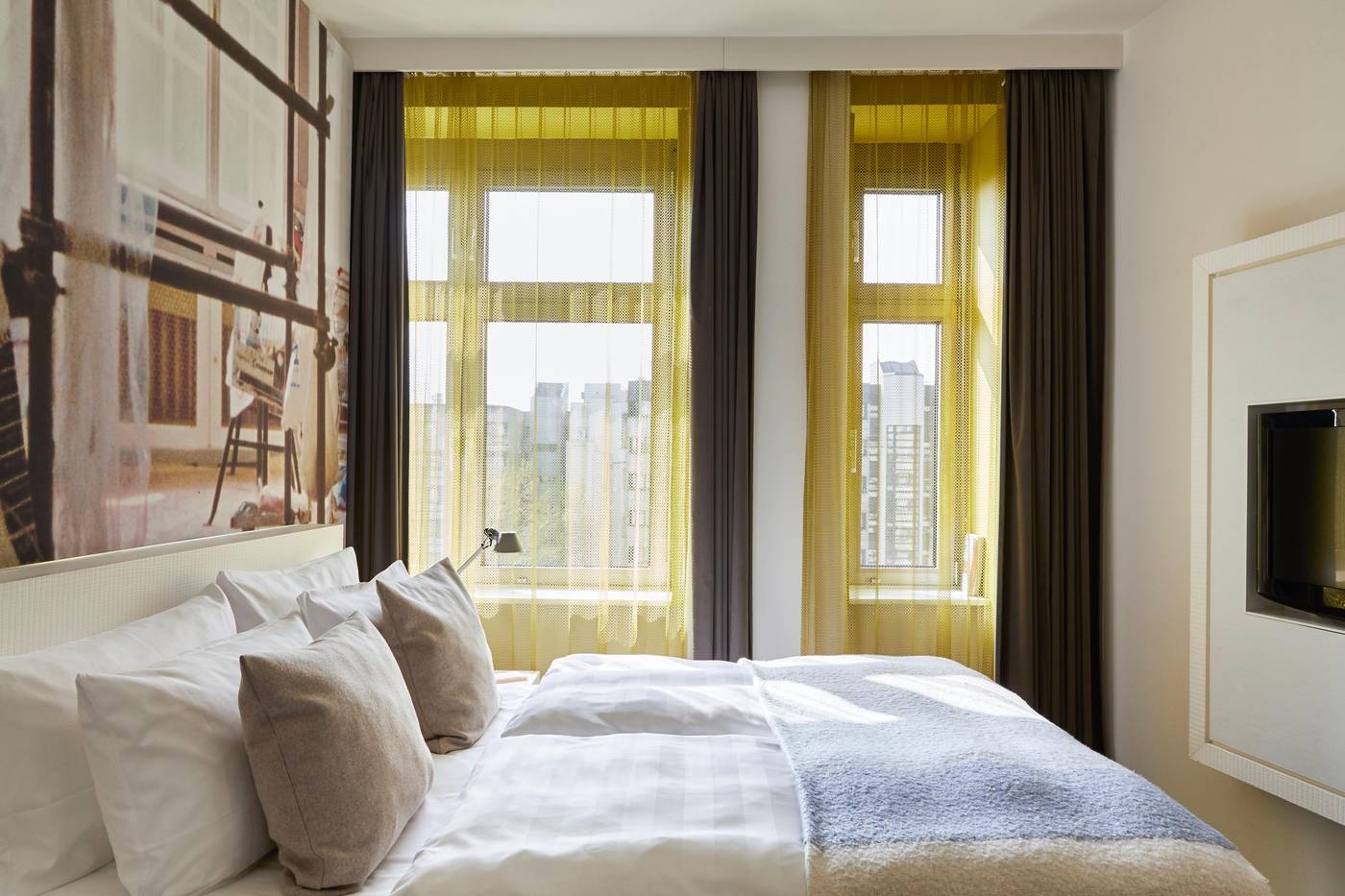 Hotel-Indigo-Berlin---Ku-damm-Room-15