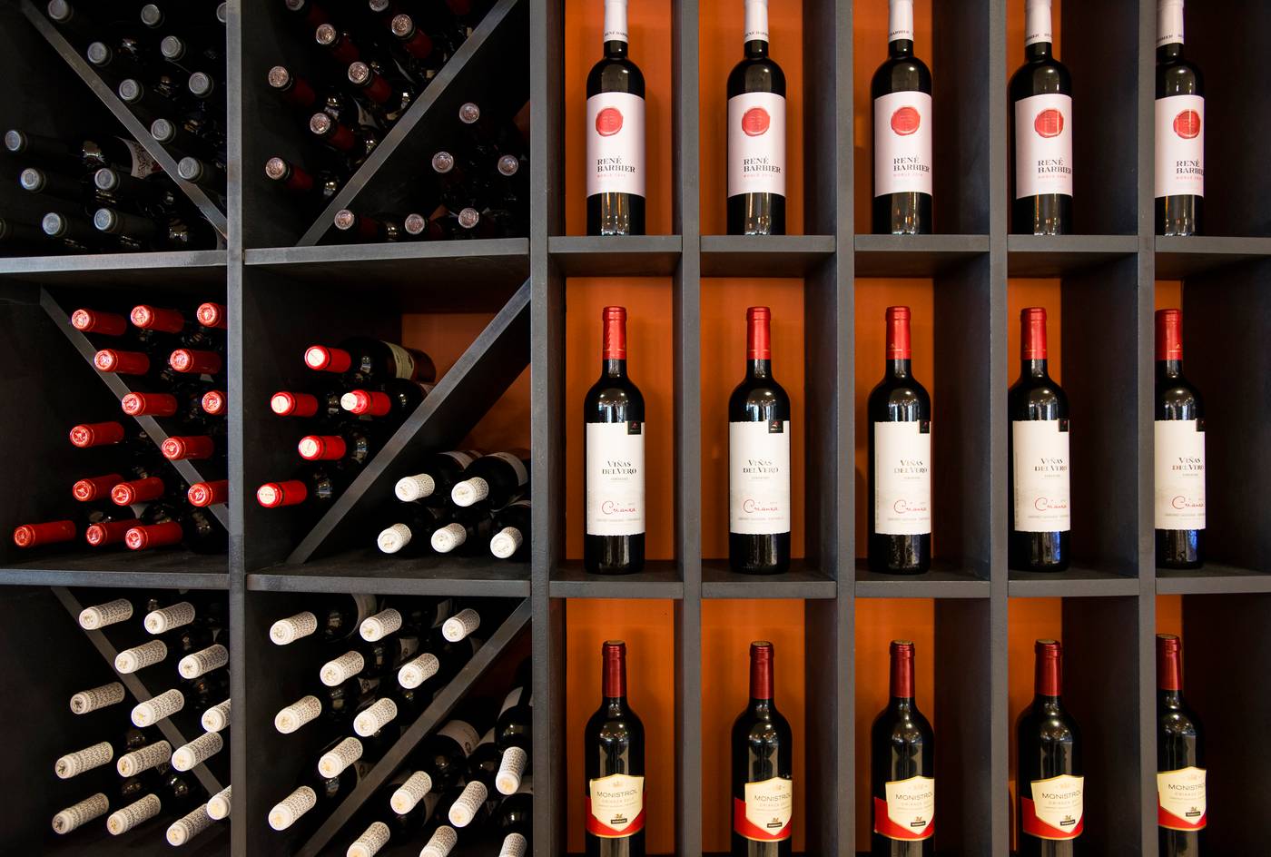 California-Apartments-III-Y-IV-Restaurant-39