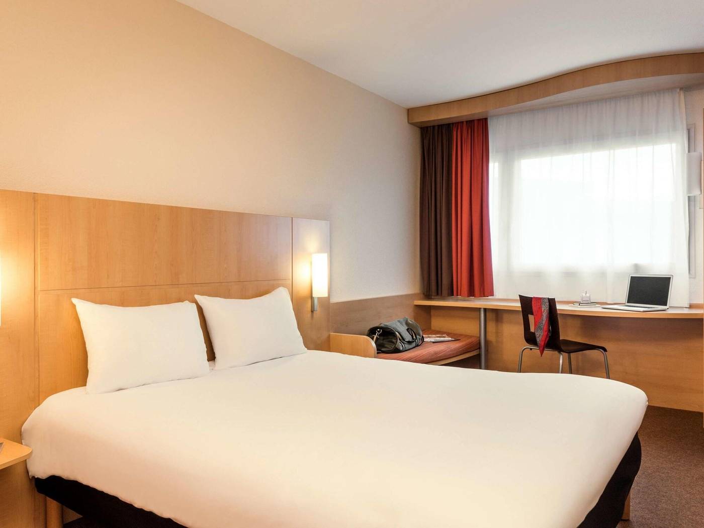 Ibis-Marne-la-Vallee-Val-d-Europe-Room-36