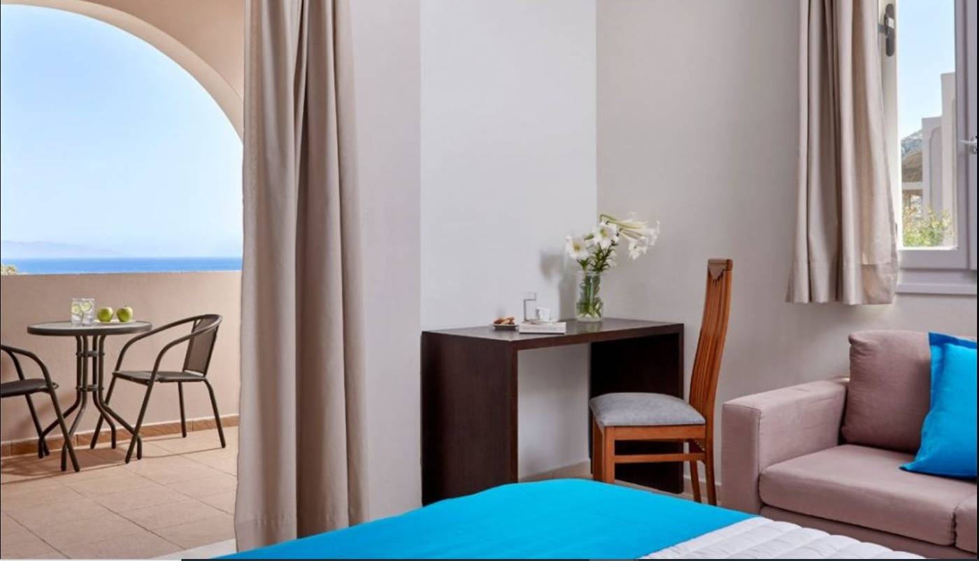 Terra-Blue-Santorini-Room-13