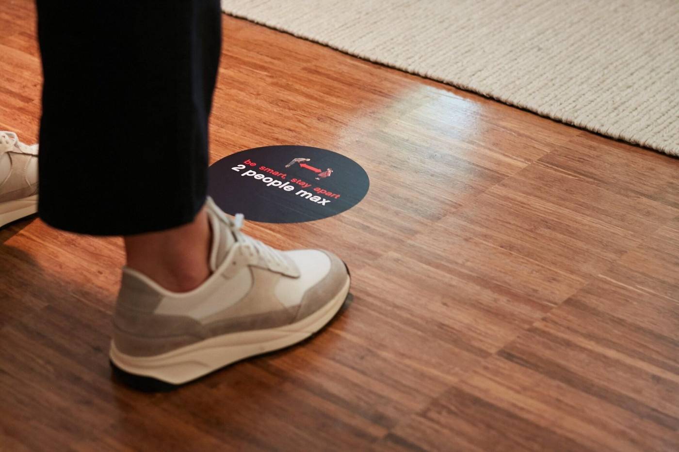 Citizenm-Schiphol-Airport-Hotel-Lobby-20