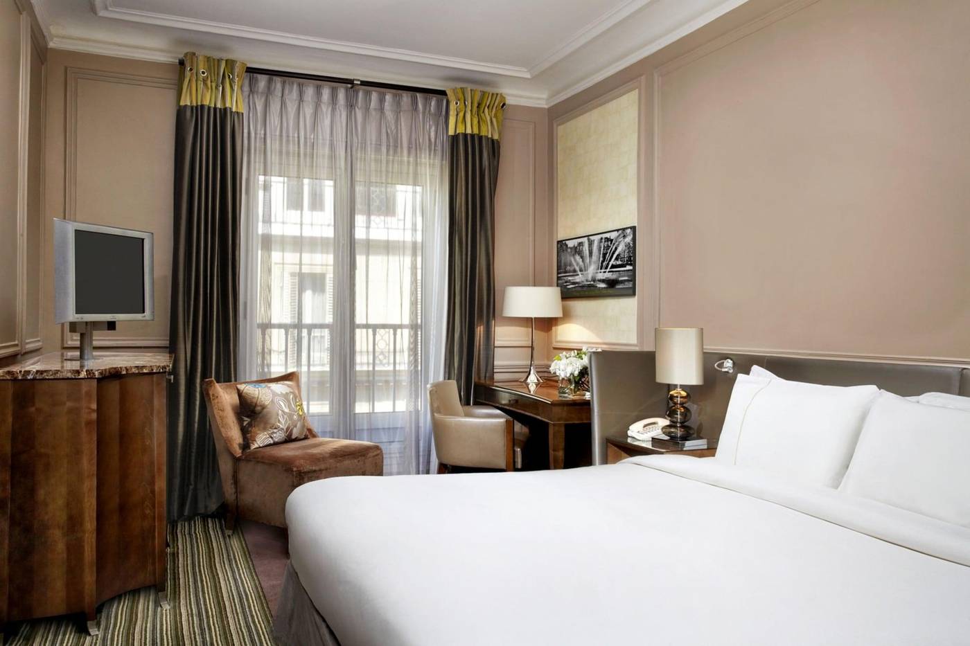 The-Westin-Paris-Room-39