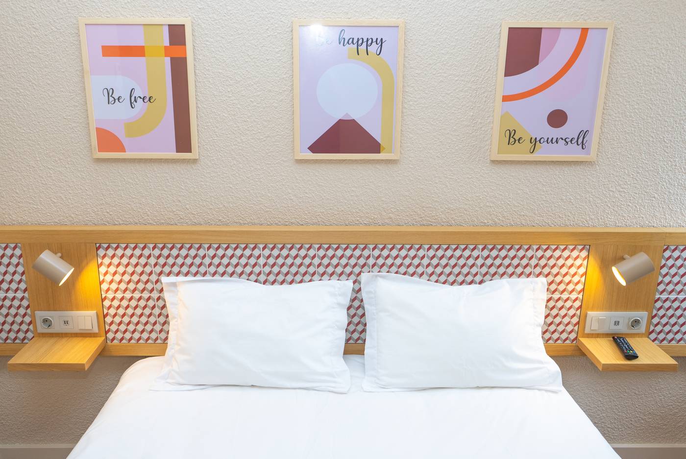 Flag-Lisboa-Oeiras-Room-8