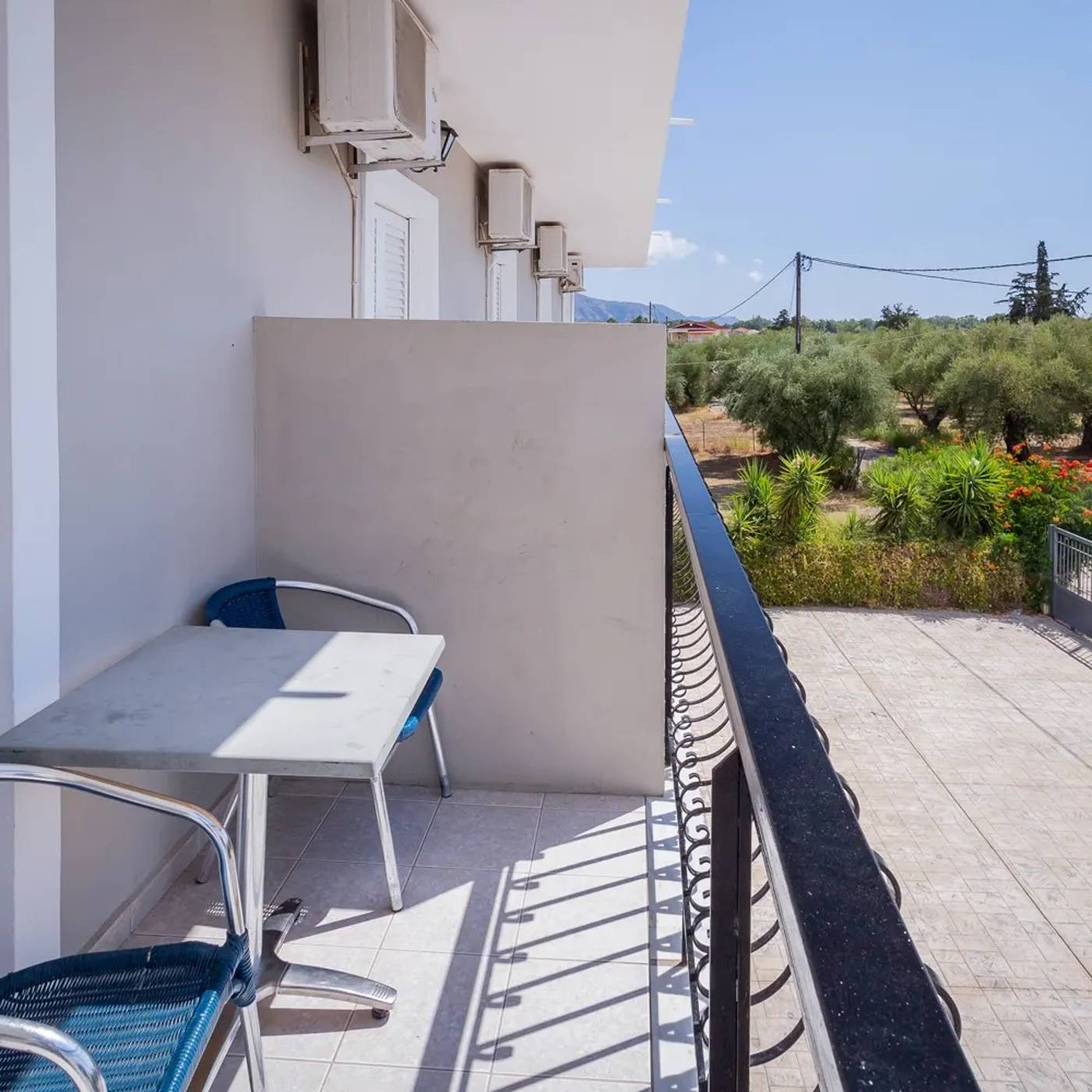 Perkes Complex Hotel