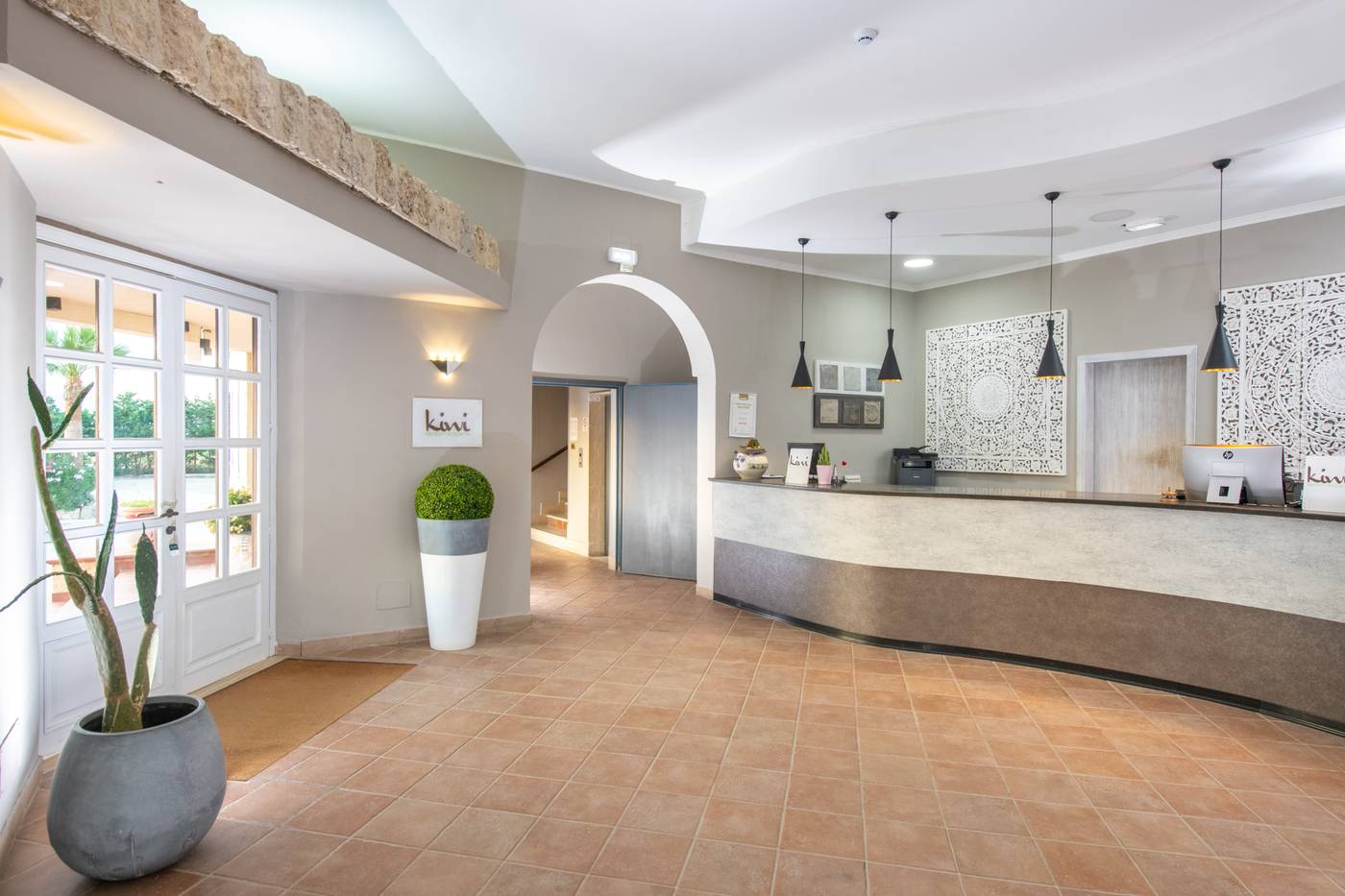 Baia-D-Oro-Hotel-Lobby-33