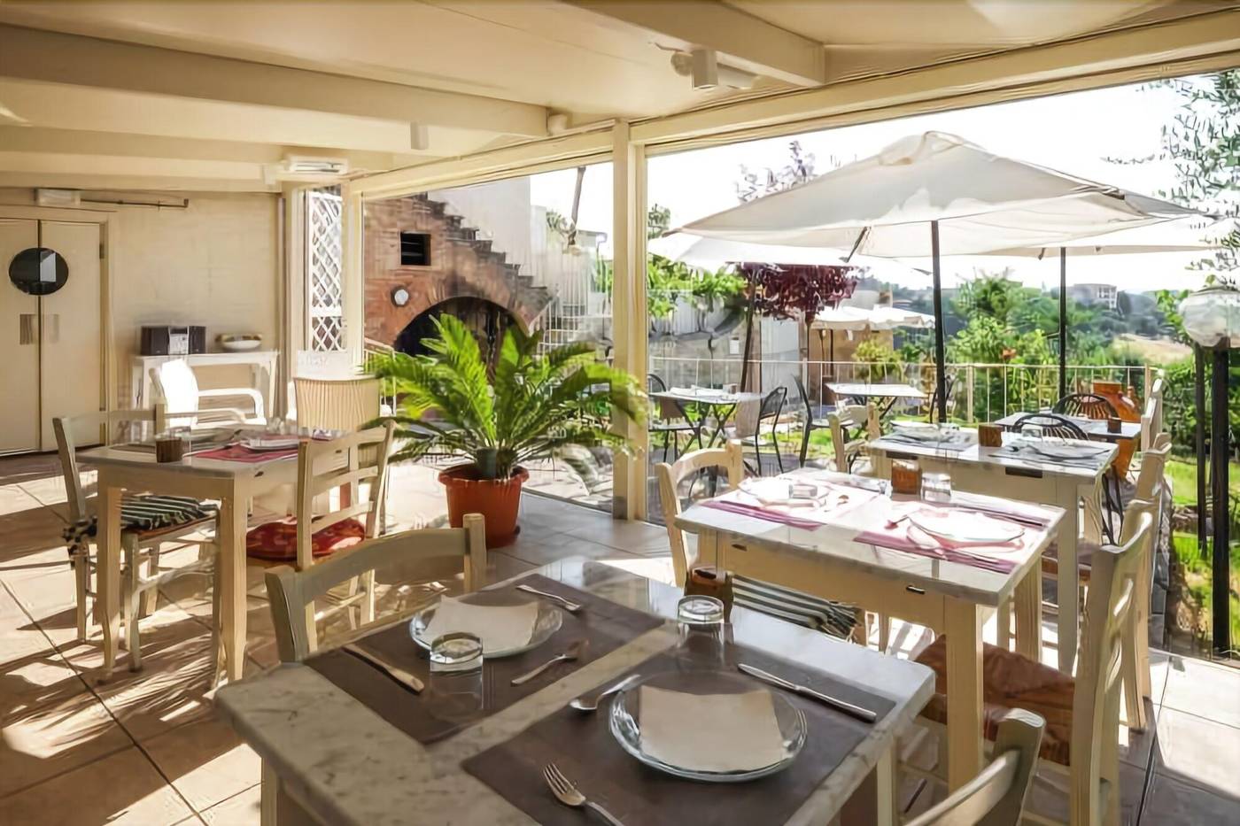 Hotel-Porta-Romana-Restaurant-16