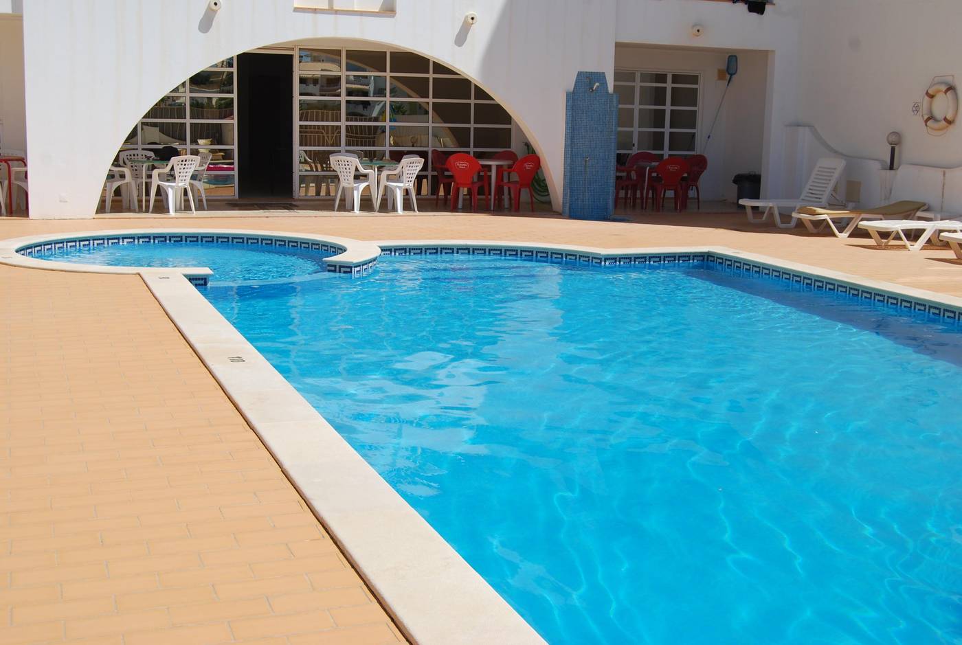 Cantinho-do-Mar-Pool-4