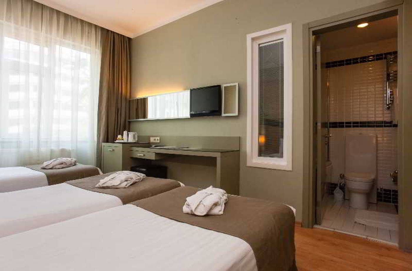 Hotellino-Room-7