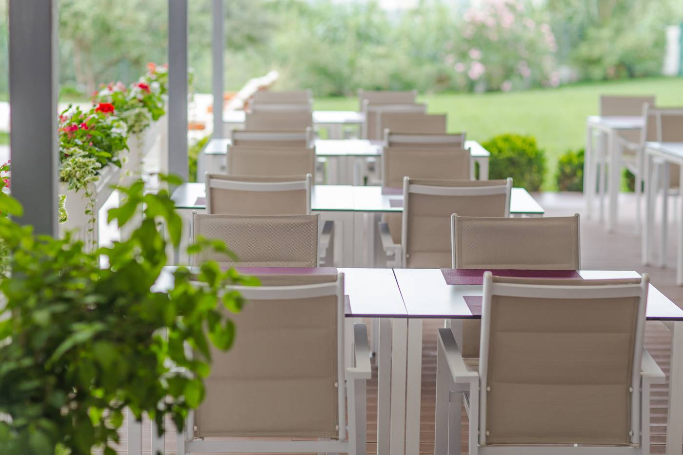 Salona-Palace-Bar-55